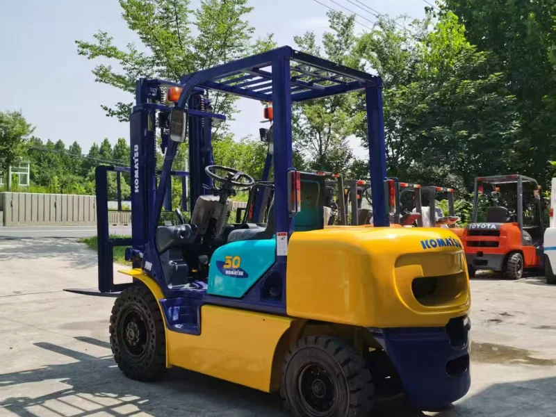 komatsu 3tons